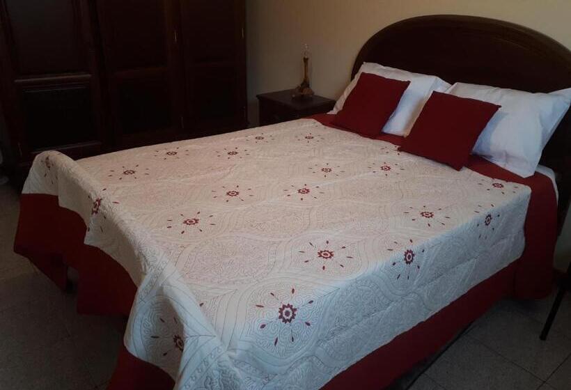 اتاق استاندارد, Porto Cruz House