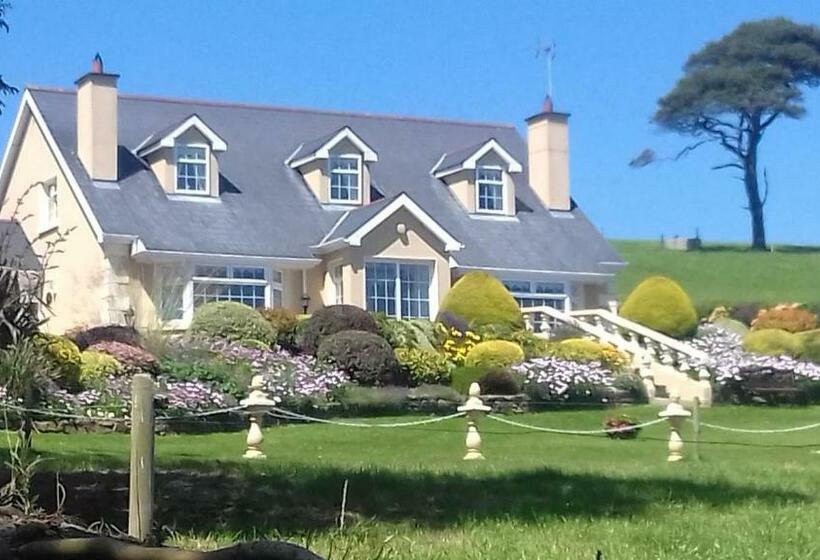 Номер Стандарт Вид на Море, Kilmacale House