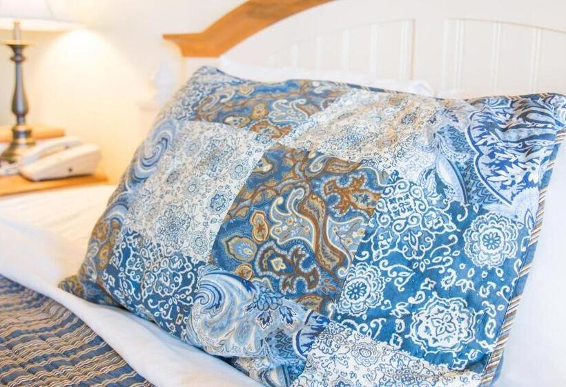 Номер Стандарт, Blue Gate Garden Inn