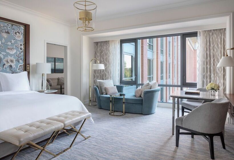 장애인을 위한 스위트, Four Seasons Hotel Westlake Village