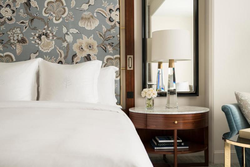 스위트, Four Seasons Hotel Westlake Village