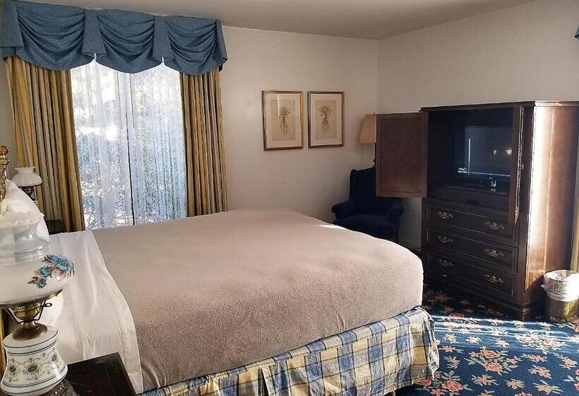 Номер Стандарт Кровать Кинг Адаптированный для Инвалидов, Hill House Inn
