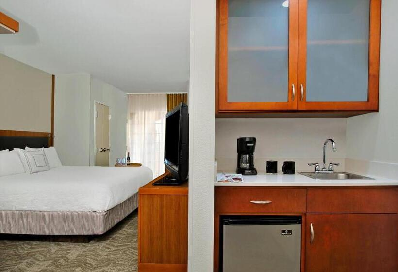 스탠다드 스튜디오 킹침대, Springhill Suites By Marriott Madera