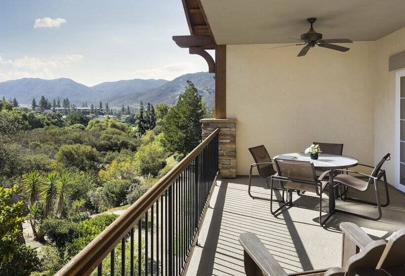 Вилла 2 Спальни, Hyatt Vacation Club At The Welk, San Diego