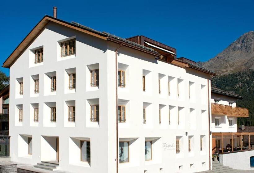 اتاق استاندارد یک نفره, Conrad's Mountain Lodge