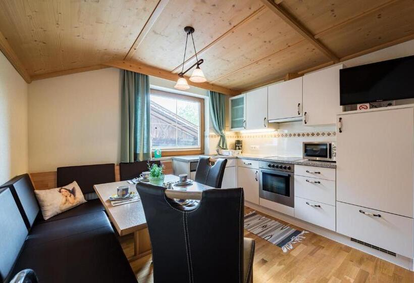 Апартаменты 2 Спальни, Bauernhof Ferienwohnungen Sennhof