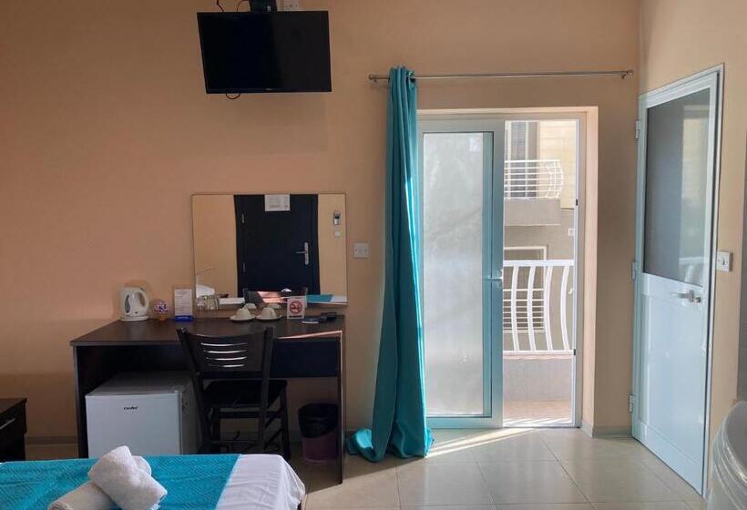 اتاق استاندارد با وان آب گرم, Flamingo Hotel Malta