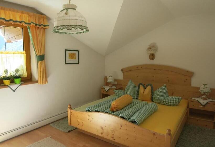 آپارتمان 1 خوابه, Appartement Breitlehn