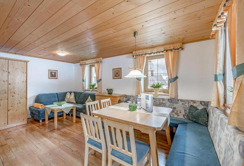 آپارتمان 2 خوابه, Appartement Breitlehn