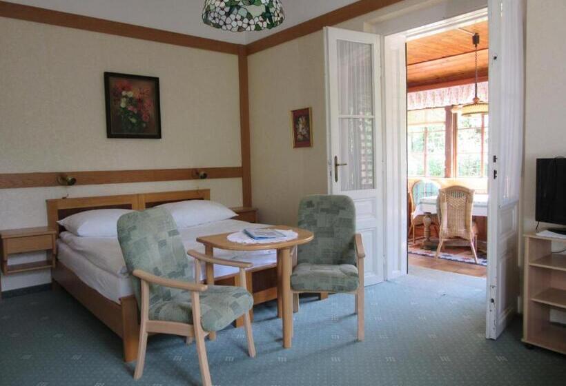 标准间, Waldpension Mück