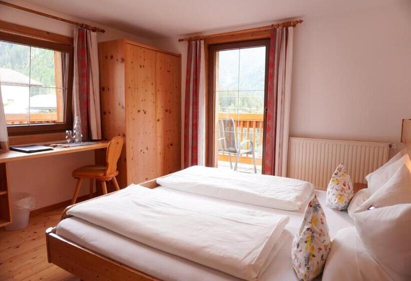 Номер Стандарт с Балконом, Naturhotel Berghof