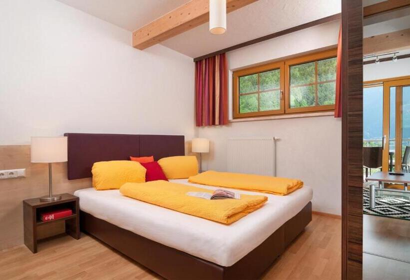 2 Bedrooms Apartment Lake View, Wellness Landhaus Parth