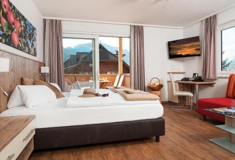 Полулюкс, Wellness Landhaus Parth