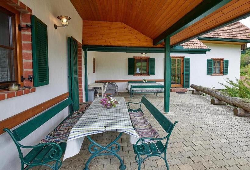 Апартаменты 2 Спальни с Террасой, Bauernhof Grain