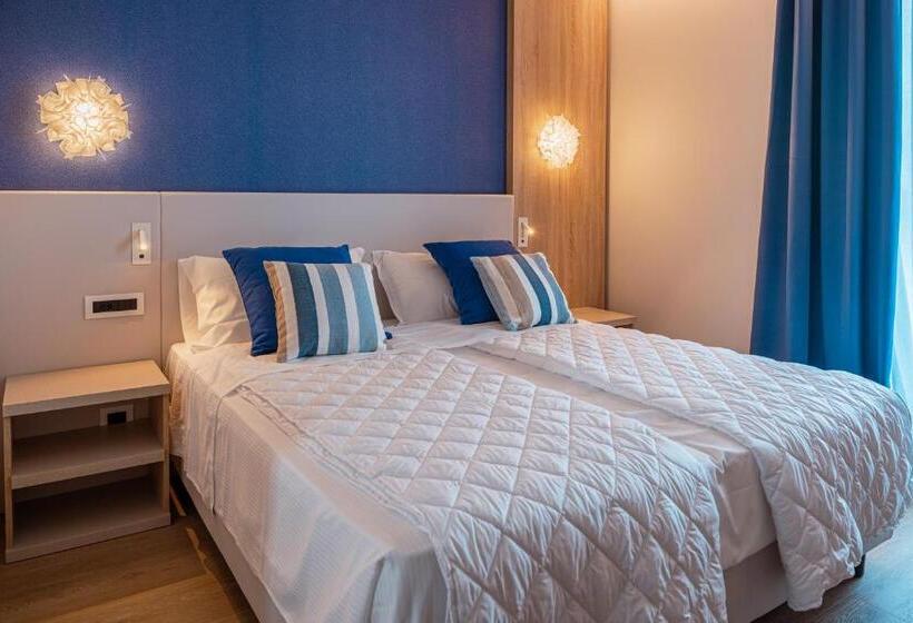 Номер Стандарт Боковой Вид на Море, Galassia Suites & Spa