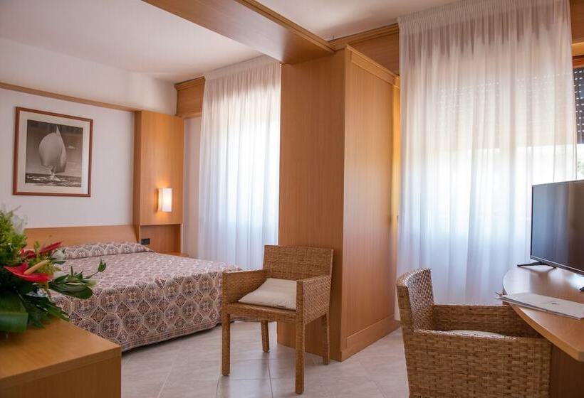 Номер Стандарт, Pizzomunno Vieste Palace