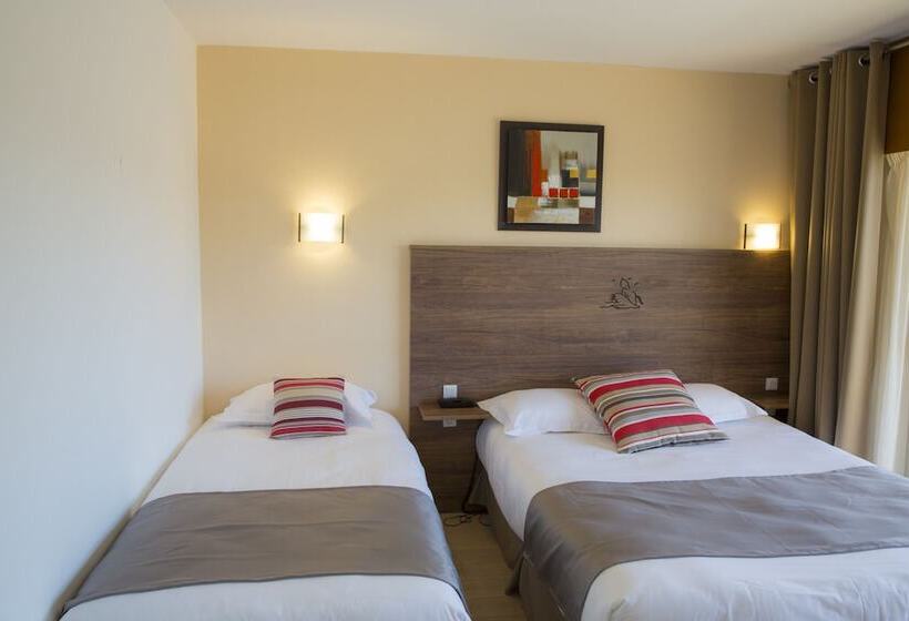 Трехместный Номер Стандарт Вид на Сад, Arc Hôtel Sur Mer