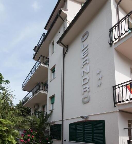 Студио Стандарт с Балконом, Residence Oleandro