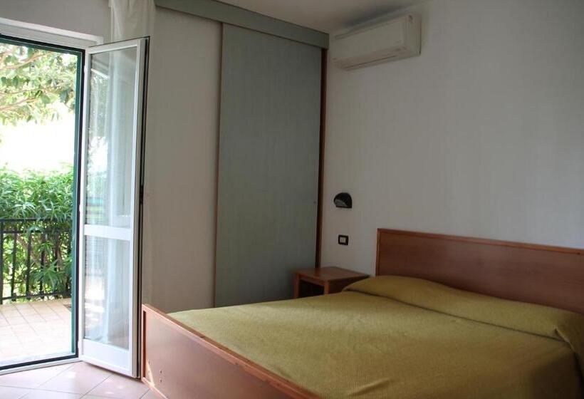 Апартаменты 1 Спальня с Террасой, Residence Oleandro