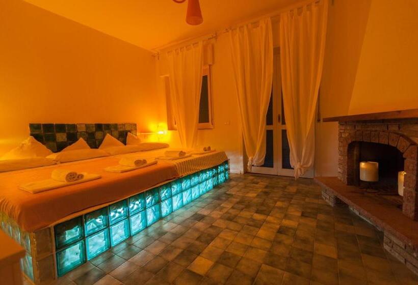 سوییت, Suite House L'isola Che Non C'è