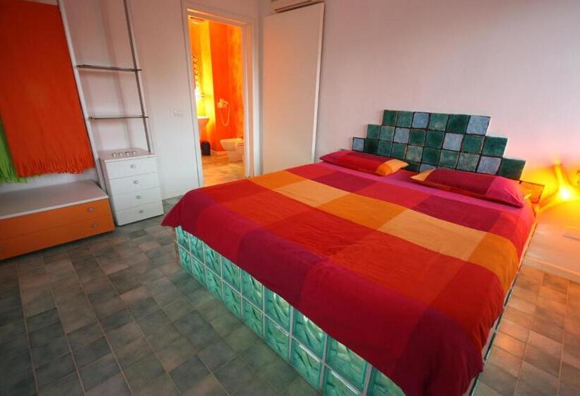 سوییت, Suite House L'isola Che Non C'è