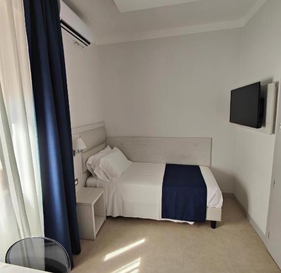 اتاق استاندارد یک نفره, Park Hotel Giusy