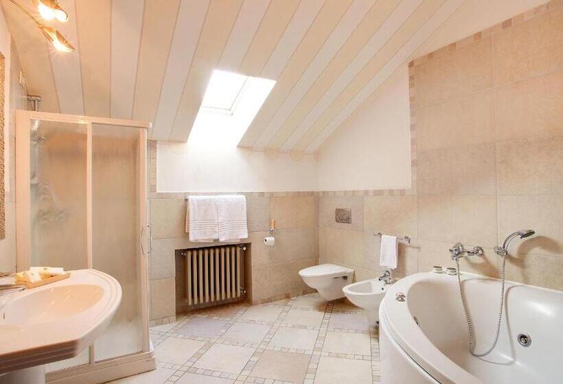 Люкс с гидромассажем, Poggio Radicati Hotel De Charme