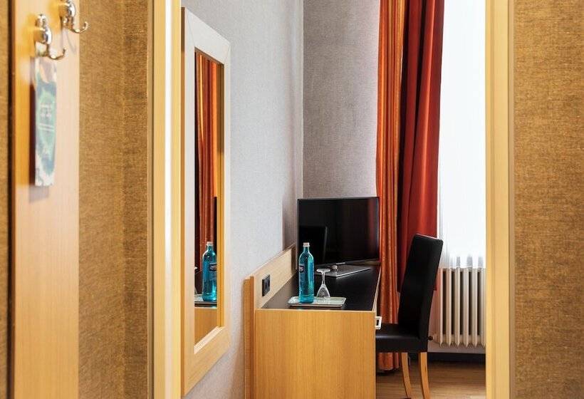 Номер Стандарт Индивидуальный с Видом, Achat Hotel Franziskushöhe Lohr