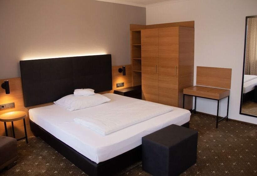 Номер Стандарт Индивидуальный, Ambienthotel Tassilo
