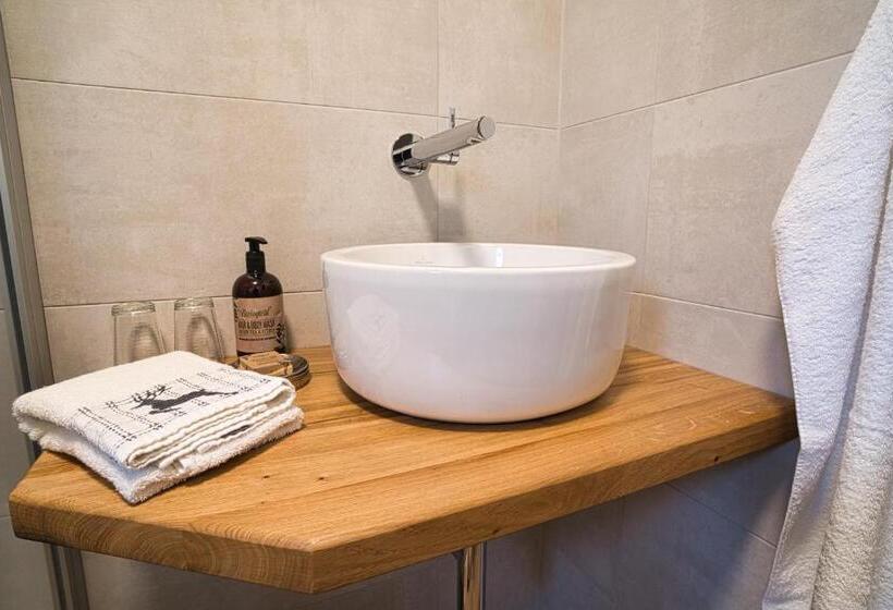 Номер Стандарт с Балконом, Boutique Hotel Landhauszeit