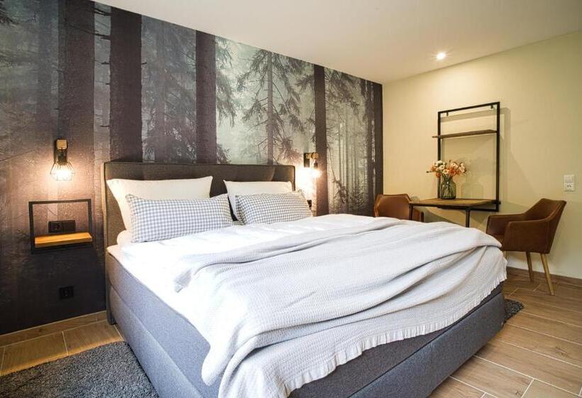 Номер Стандарт с Балконом, Boutique Hotel Landhauszeit