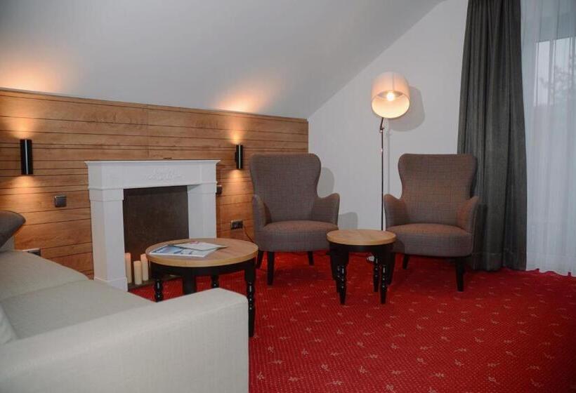 Апартаменты 2 Спальни, Alpenhof