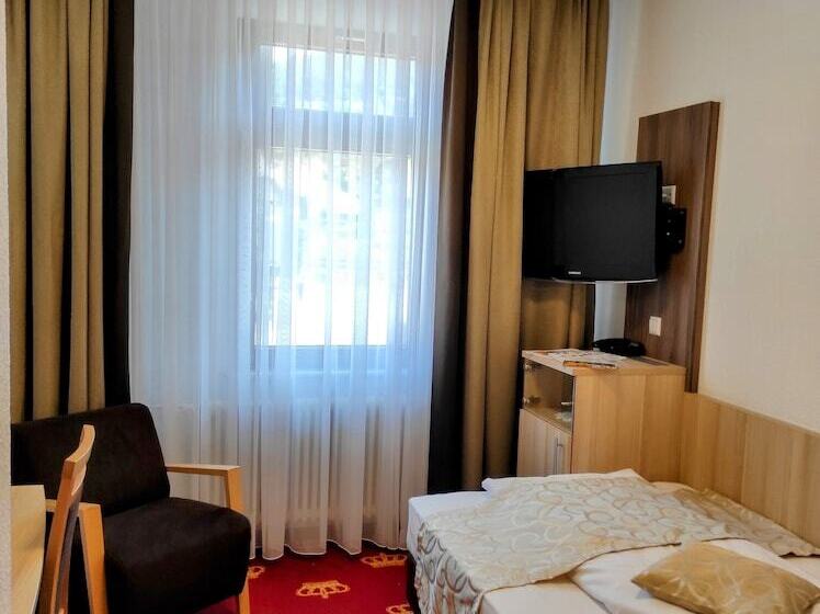 Номер Стандарт Индивидуальный, Wellness Hotel Garni Krone