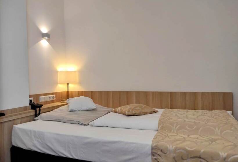Номер Комфорт Индивидуальный, Wellness Hotel Garni Krone