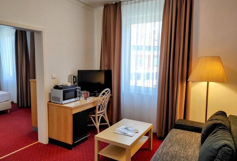 Люкс, Wellness Hotel Garni Krone