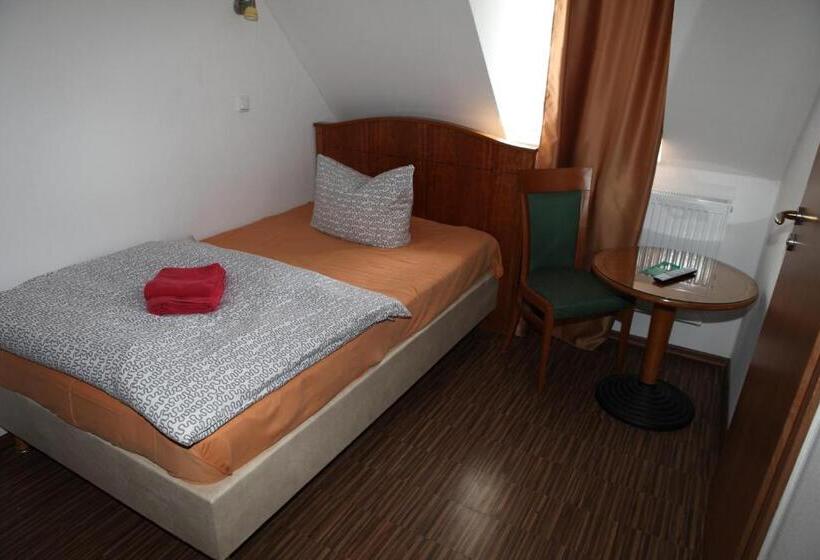 اتاق استاندارد یک نفره, Alt Erfurt