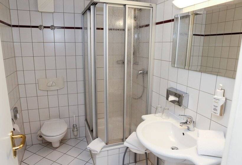 Номер Стандарт, Kaiserhof