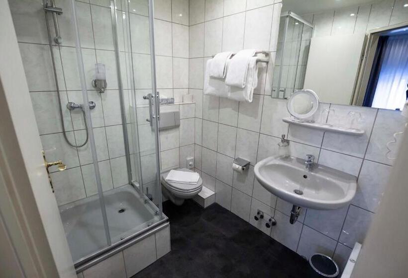Номер Стандарт, Landhaus Zur Issel