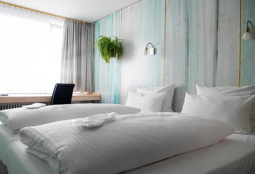 Четырехместный Номер Deluxe, Abalon Hotel Ideal