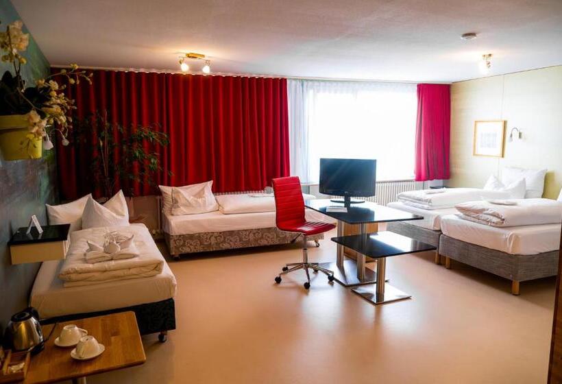 Семейный Номер Deluxe, Abalon Hotel Ideal