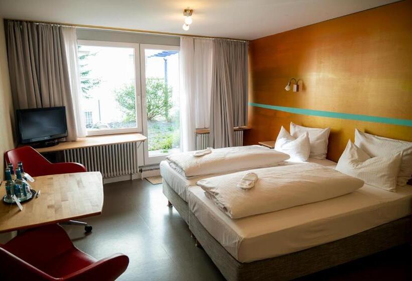 Номер Deluxe с Балконом, Abalon Hotel Ideal