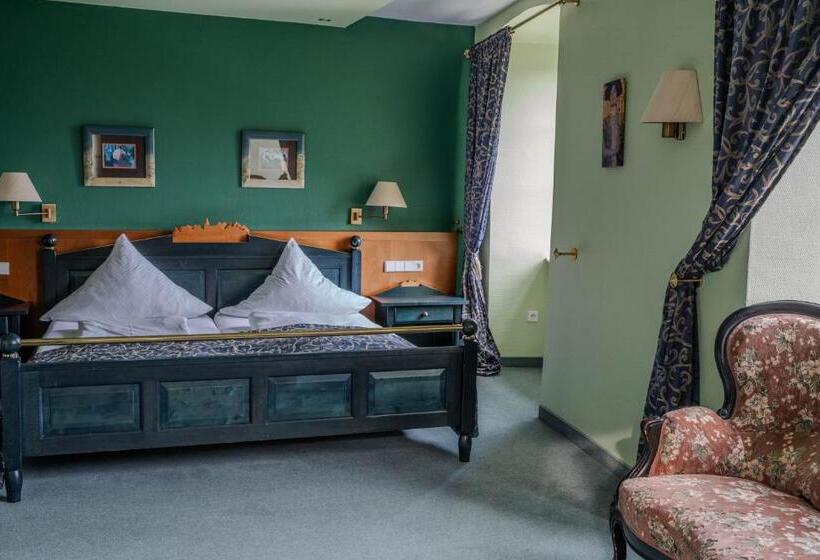 Номер Стандарт, Eventlocation & Hotel Schloss Neuburg