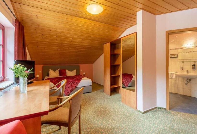 Четырехместный Номер Стандарт, Berggasthof Butterberg