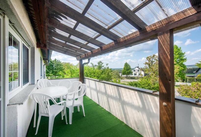 Апартаменты 3 Спальни, Waldesblick, Hotel Restaurant