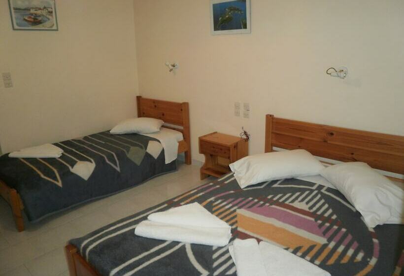 إستوديو قياسى, Polyxenis Rooms