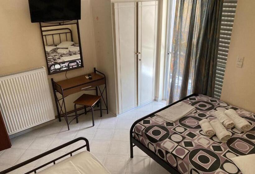 شقة غرفة واحدة, Polyxenis Rooms