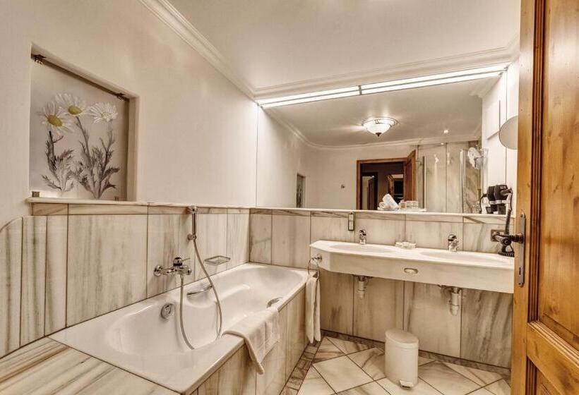 Люкс, Belarosa Suiten & Wellness