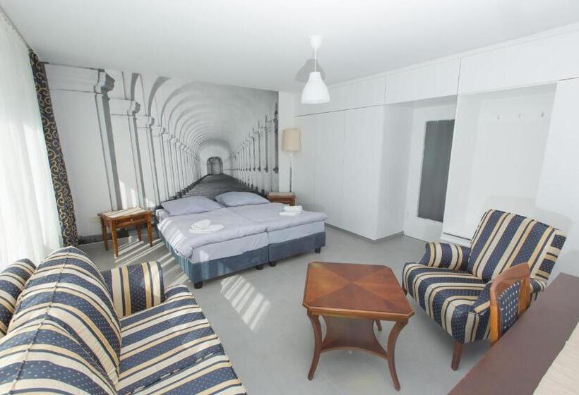 Номер Стандарт Трехместный, City Hotel Wuppertal