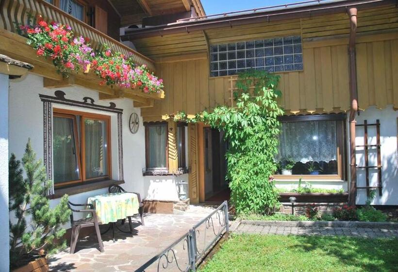 Апартаменты 2 Спальни, Landhaus Aggenstein