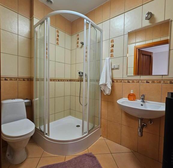 Трехместный Номер Стандарт с Балконом, Villa Alexandra